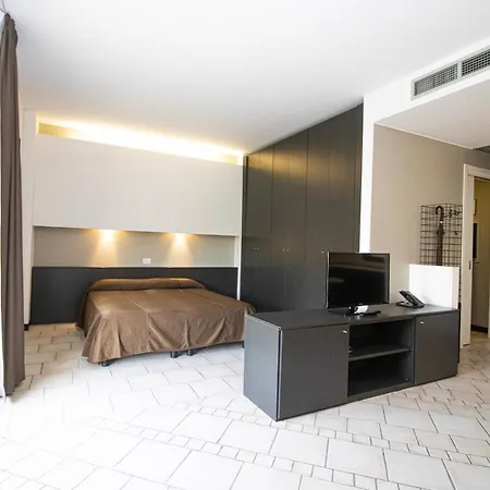Casalbergo Aparthotel 2*