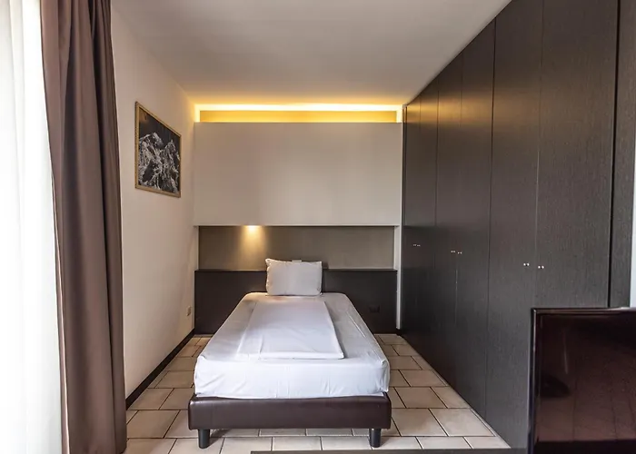 Lvg Collection - Casalbergo 4* Castelletto sopra Ticino